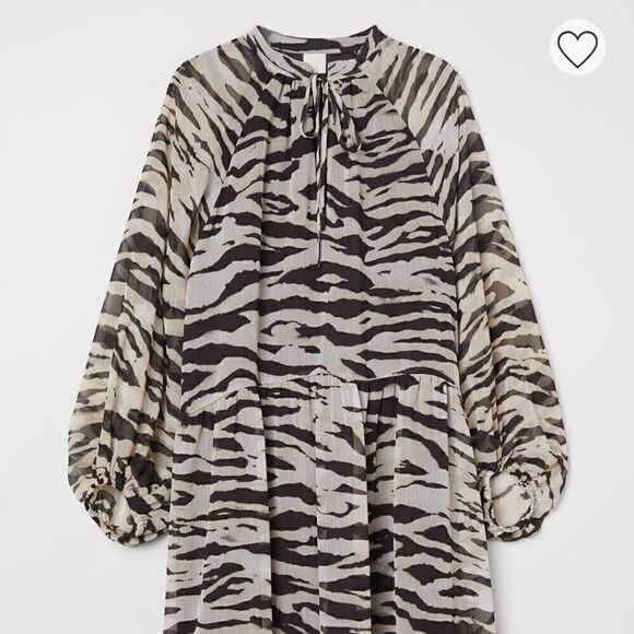<<3/$30>> H&M Zebra Print Balloon Sleeve Peasant Dress - Size Small - Picture 4 of 7